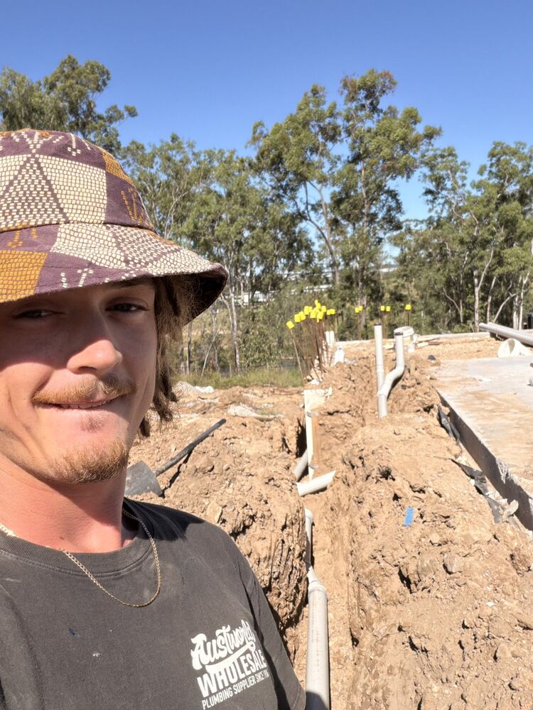 Zakk Hislop on site